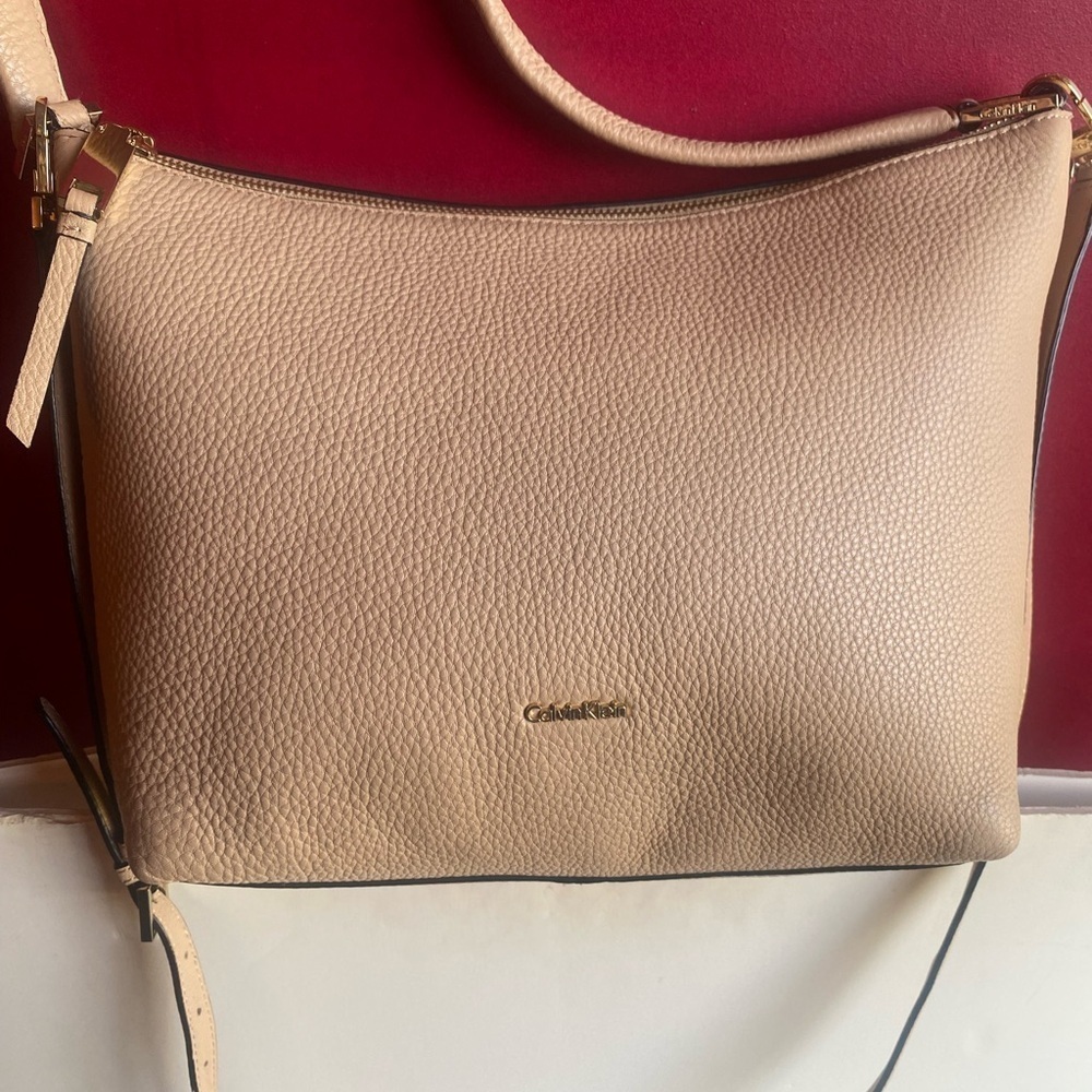 Calvin Klein Beige Angelina soft pebbled leather hand/shoulder, crossbody hobo.